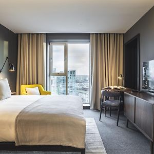 Estudio Skyline con Cama King